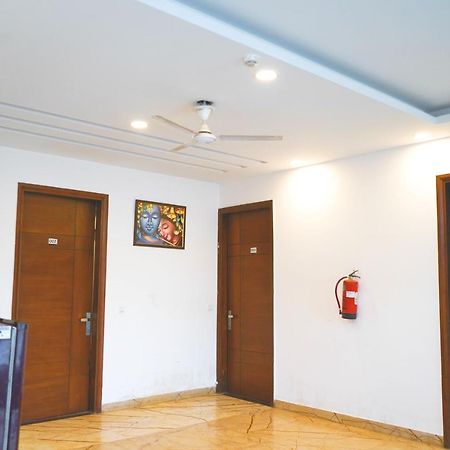Hotel Ls 21 Badshahpur ภายนอก รูปภาพ