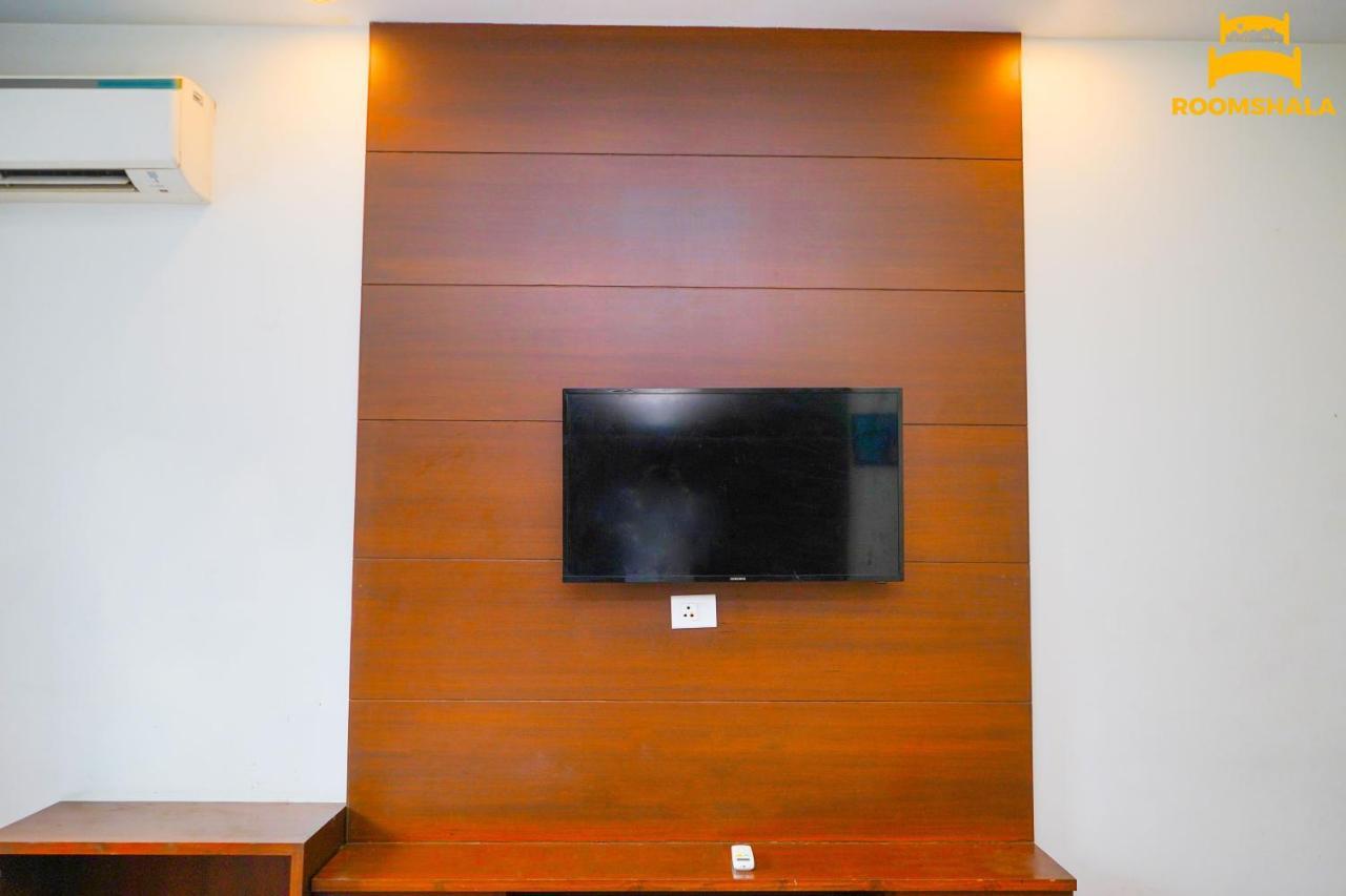 Hotel Ls 21 Badshahpur ภายนอก รูปภาพ